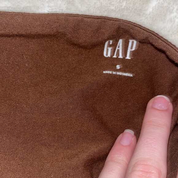 Brown one from gap and a size small. Purple one is time and tru size medium. - Picture 4 of 5